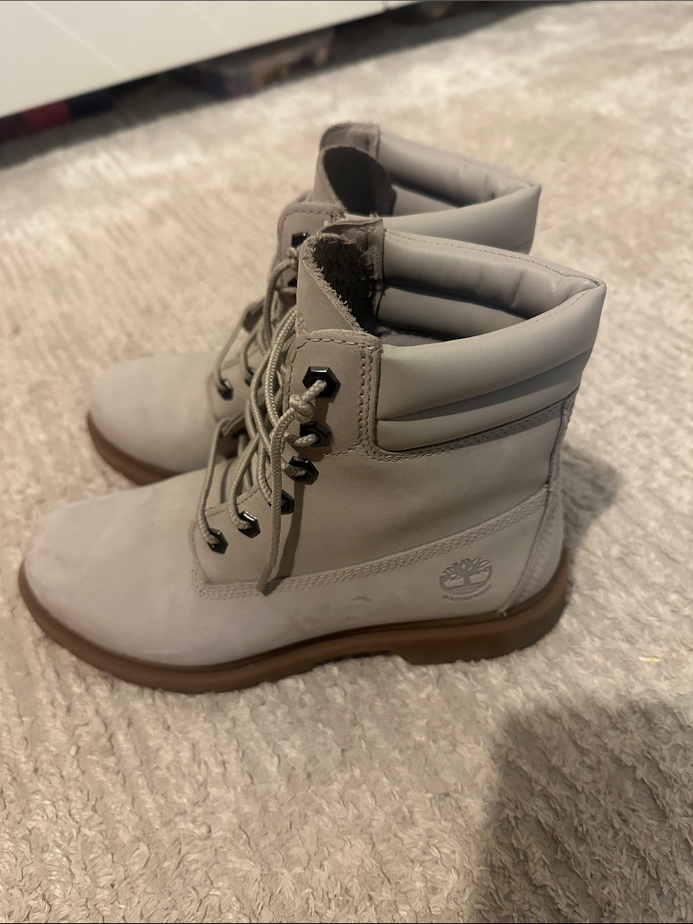 Timberland Women's Light Gray Lace-Up Leather Boots with Tan Sole